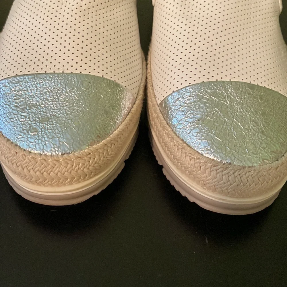 Vaneli Sport Qalila White Perforated Leather Silver Toe Cap Slip On Sneakers 6M